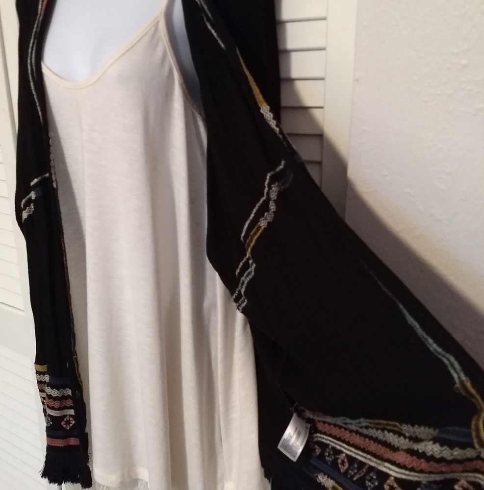 Ivory/cream with lace layering slip medium